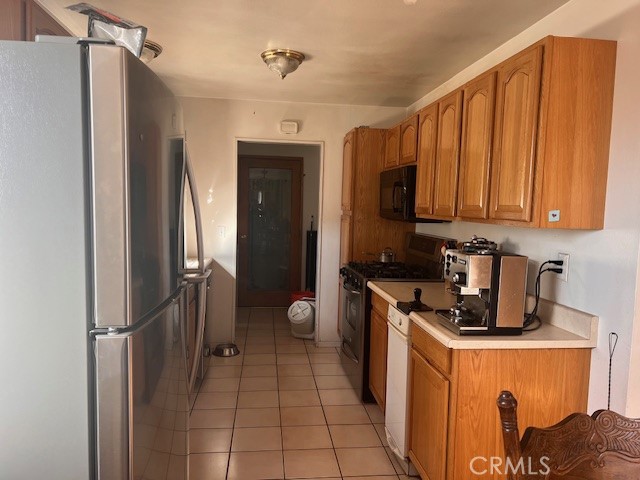 Detail Gallery Image 3 of 11 For 11544 Massinger, Lakewood,  CA 90715 - 3 Beds | 1 Baths