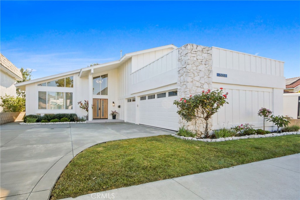 15551 Sunburst Lane