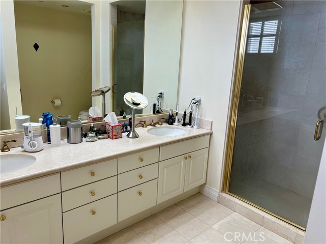 Drew Fenton | 11847 Gorham Avenue Los Angeles CA | MLS: 6884874