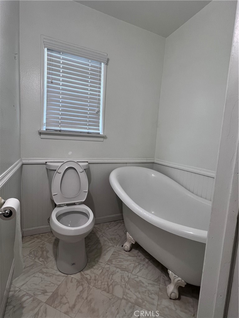 https://media.crmls.org/medias/cd88d924-8891-4512-bc8b-ad2f3a98a28d.jpg?preset=X-Large