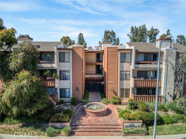 Detail Gallery Image 1 of 25 For 15155 Sherman Way #14,  Van Nuys,  CA 91405 - 1 Beds | 1 Baths