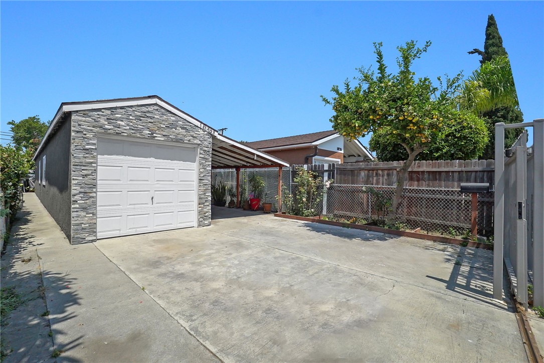 Image 3 for 10737 Gorman Ave, Los Angeles, CA 90059