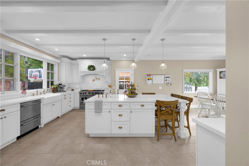 Cd8990a8 414d 4260 93f8 4efd6d5a87b1