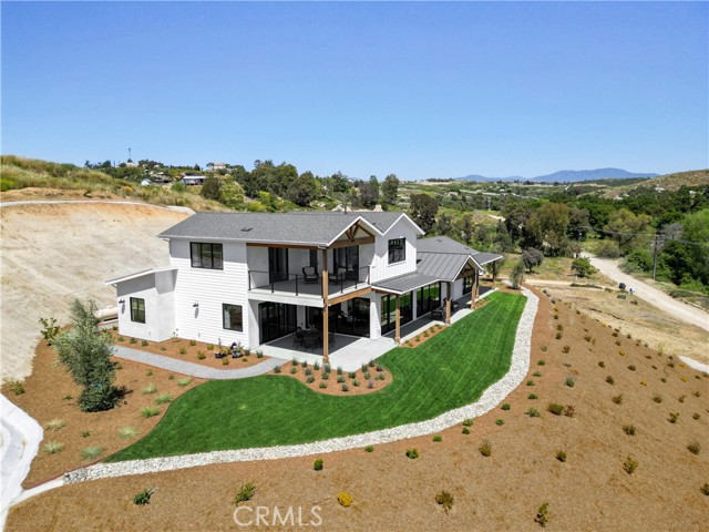Detail Gallery Image 6 of 63 For 38721 Calle De Toros, Temecula,  CA 92592 - 5 Beds | 4 Baths