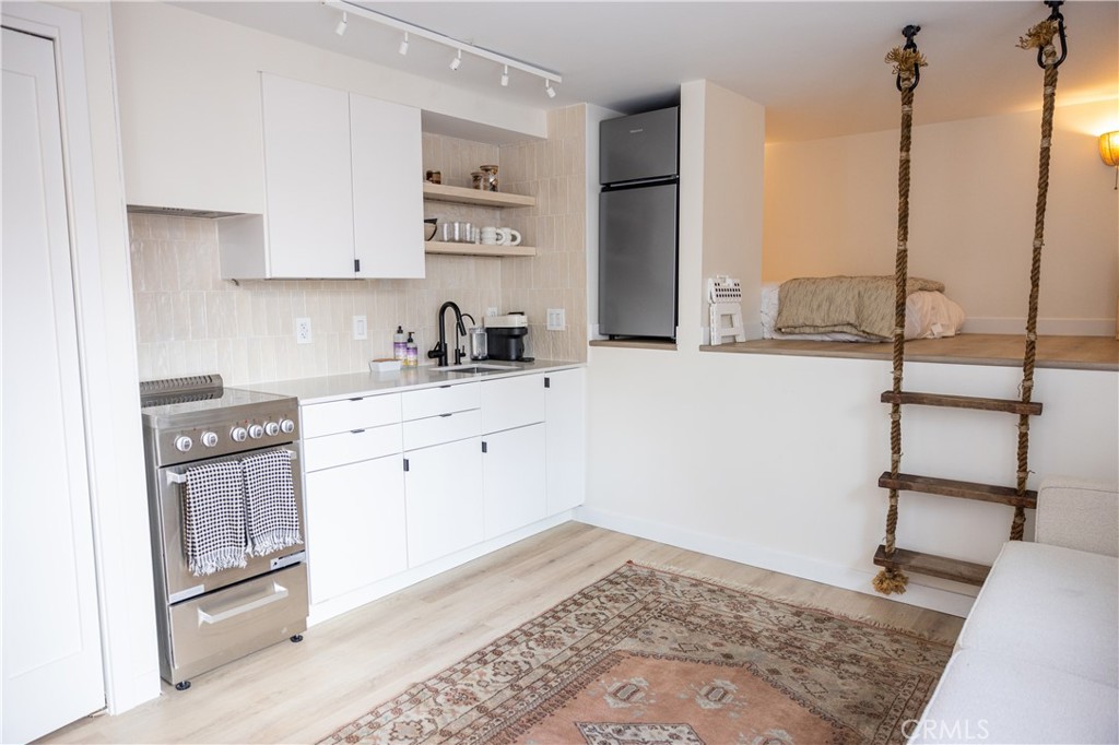 Cd8a9183 3928 48a1 88a5 Dc10a96c88ae