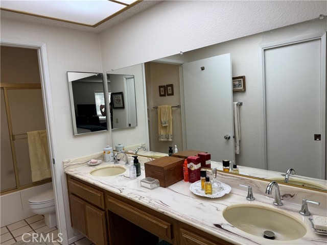 Detail Gallery Image 14 of 39 For 13210 Avenida Santa Tecla 707a,  La Mirada,  CA 90638 - 3 Beds | 2 Baths