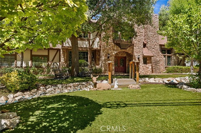 Detail Gallery Image 1 of 67 For 28476 North Shore Rd, Lake Arrowhead,  CA 92352 - 4 Beds | 4/2 Baths