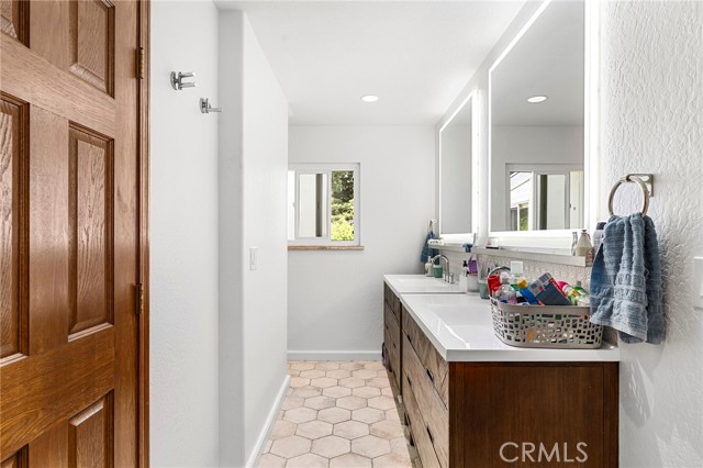 Detail Gallery Image 27 of 50 For 4 Joy Ln, Chico,  CA 95926 - 3 Beds | 2 Baths