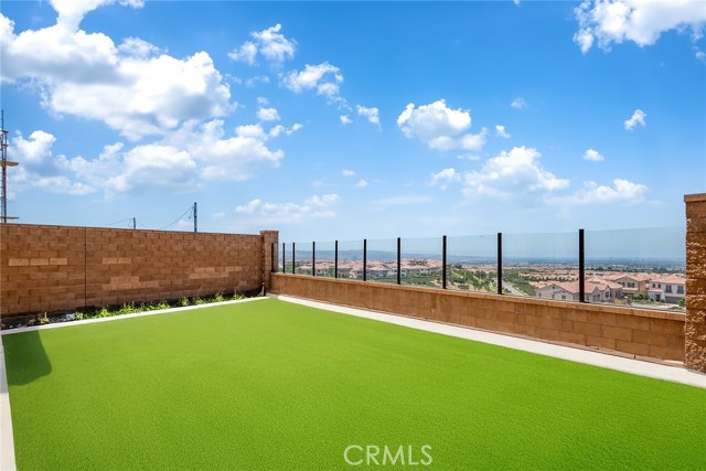 104 Eversedge, Irvine CA: https://media.crmls.org/medias/cd8c25b1-1517-4335-aeca-9c493e72e031.jpg