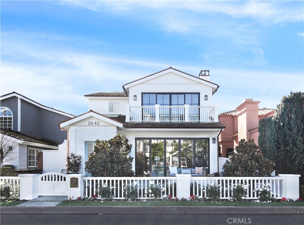 2642 Crestview Drive