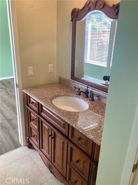 Detail Gallery Image 11 of 27 For 841 Vista Del Collados, San Luis Obispo,  CA 93405 - 3 Beds | 3 Baths