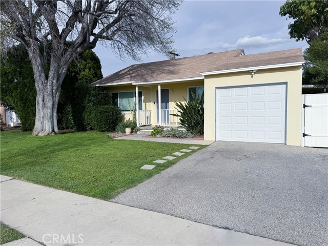 Detail Gallery Image 3 of 20 For 7316 Oakdale Ave, Winnetka,  CA 91306 - 4 Beds | 2 Baths