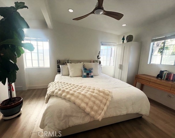 Detail Gallery Image 12 of 32 For 100 Yorktown, Newport Beach,  CA 92660 - 2 Beds | 2 Baths