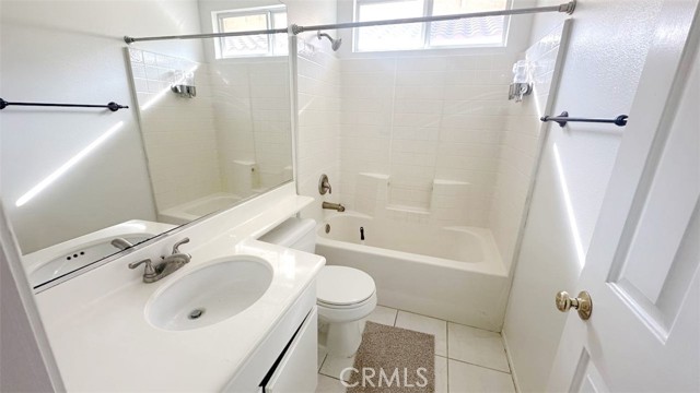 Detail Gallery Image 21 of 28 For 11 Arboleda, Rancho Santa Margarita,  CA 92688 - 3 Beds | 2/1 Baths