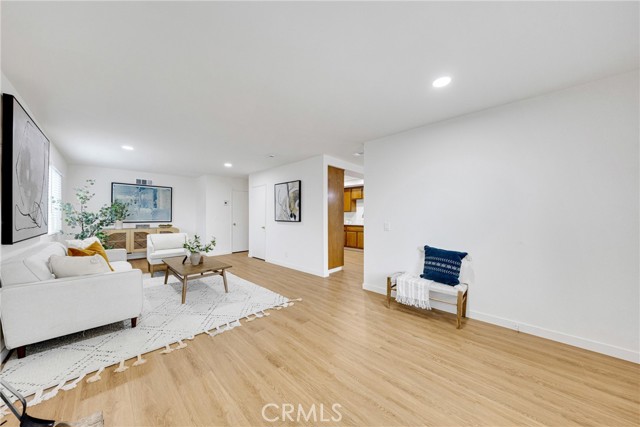 Detail Gallery Image 4 of 38 For 1829 Rainbow Terrace, Montebello,  CA 90640 - 3 Beds | 1 Baths