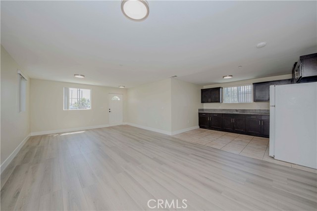 Detail Gallery Image 5 of 31 For 8711 Mckinley Place, Los Angeles,  CA 90002 - – Beds | – Baths