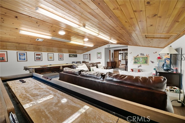 Detail Gallery Image 33 of 41 For 43178 Sheephorn Rd, Big Bear Lake,  CA 92315 - 3 Beds | 2 Baths