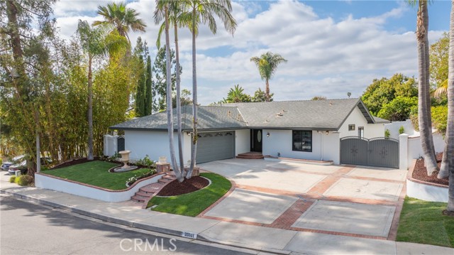 Detail Gallery Image 2 of 33 For 25981 Cordillera, Mission Viejo,  CA 92691 - 4 Beds | 3/1 Baths