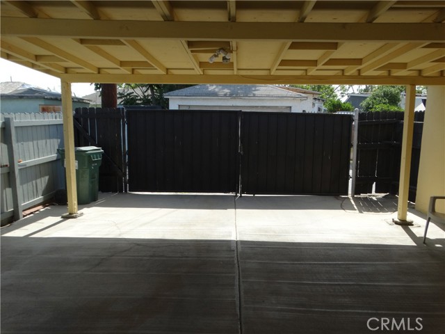 Detail Gallery Image 22 of 26 For 14708 S Frailey Ave, Compton,  CA 90221 - 4 Beds | 2 Baths