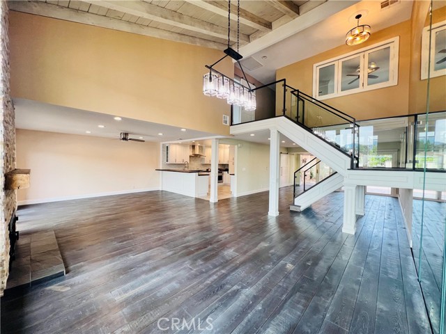 22005 Arrowhead Lane, Lake Forest CA: https://media.crmls.org/medias/cd90fe3b-e54b-4fc1-b76d-0ade279936a3.jpg