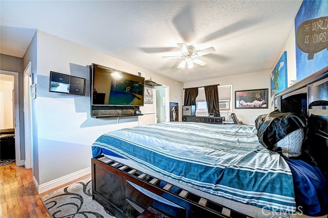 Detail Gallery Image 20 of 48 For 8297 E Carburton, Long Beach,  CA 90808 - 4 Beds | 2 Baths