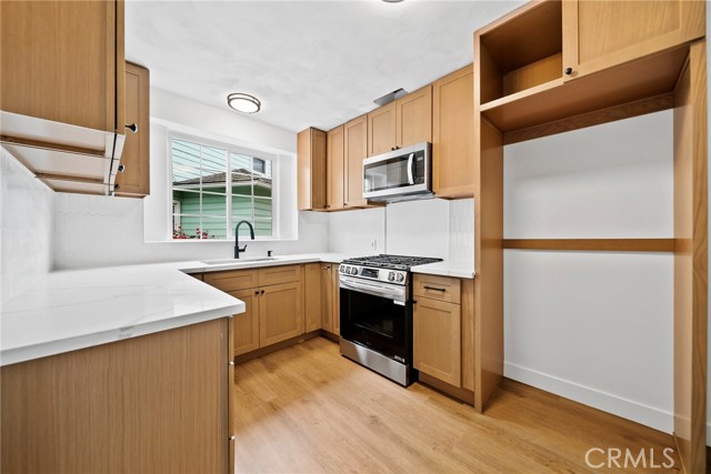 4431 Victoria Park Place, Los Angeles CA: https://media.crmls.org/medias/cd9177f9-8d43-4695-9cdc-1b37e8748e37.jpg