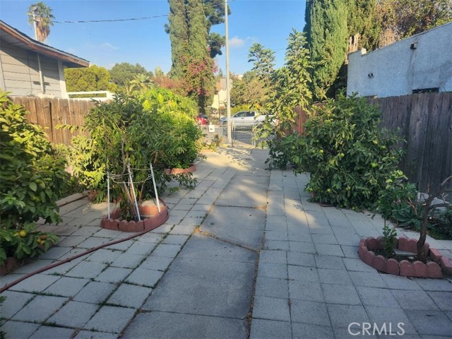 3937 Van Horne Avenue, Los Angeles, California 90032, 3 Bedrooms Bedrooms, ,1 BathroomBathrooms,Residential,For Sale,3937 Van Horne Avenue,CRWS23105386