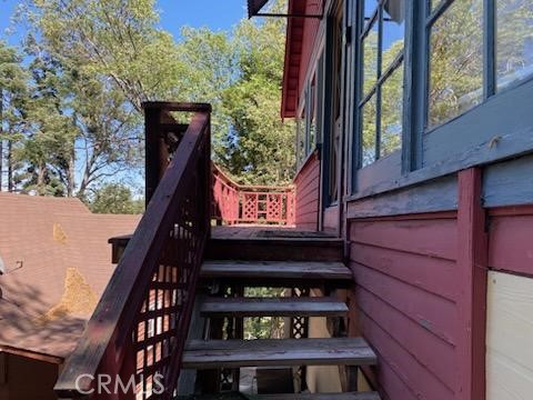544 Community Drive, Lake Arrowhead CA: https://media.crmls.org/medias/cd935f87-a0ac-4bd2-8516-e70b08f10369.jpg