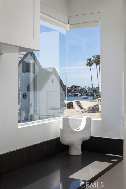 Detail Gallery Image 21 of 40 For 2618 Cove St, Corona Del Mar,  CA 92625 - 3 Beds | 3/1 Baths