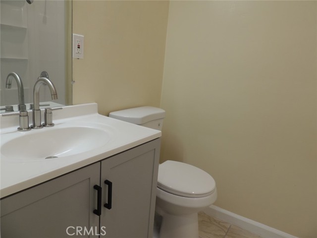 Detail Gallery Image 18 of 26 For 819 E 4th #1,  Long Beach,  CA 90802 - 1 Beds | 1 Baths