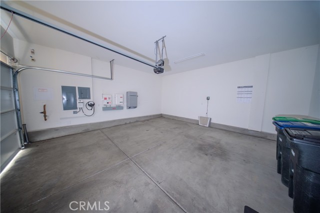 Detail Gallery Image 7 of 20 For 558 Pablo Rd, Lake Elsinore,  CA 92530 - 4 Beds | 3 Baths