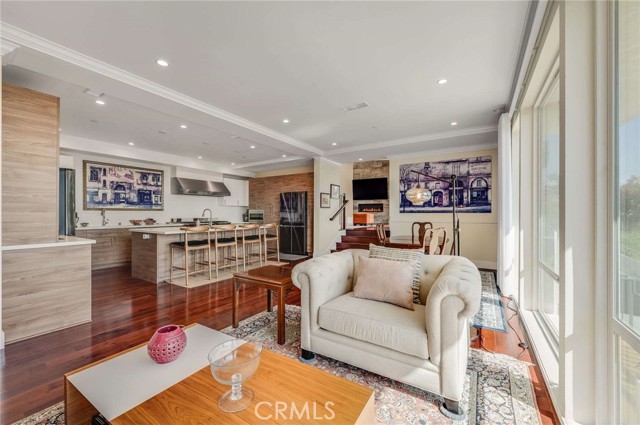 11837 Rideout Way, Whittier CA: https://media.crmls.org/medias/cd9558b3-0a4b-4f30-b369-26723988f3de.jpg