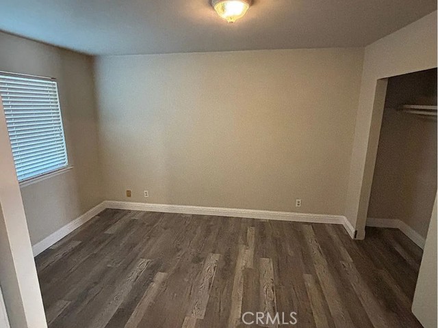 Detail Gallery Image 10 of 22 For 1859 S Karen Ave, Fresno,  CA 93727 - 4 Beds | 2/1 Baths