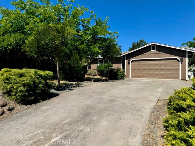 Detail Gallery Image 2 of 26 For 16499 Ridgecrest Ct, Hidden Valley Lake,  CA 95467 - 3 Beds | 2 Baths