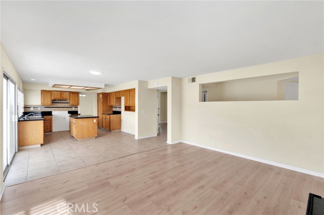 Detail Gallery Image 23 of 66 For 12734 Trotters Ln, Victorville,  CA 92392 - 3 Beds | 3 Baths