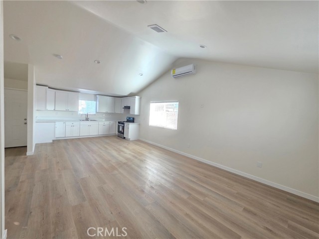 Front Image Thumbnail for CRSR26039088