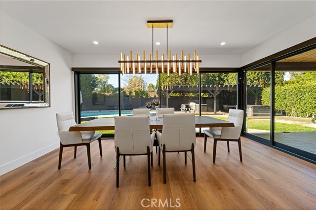 Detail Gallery Image 12 of 41 For 23103 Leonora, Woodland Hills,  CA 91367 - 3 Beds | 3 Baths