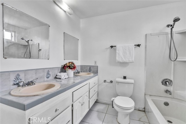 1794 Plaza Serena, Ontario CA: https://media.crmls.org/medias/cd9860be-2298-4254-8dc3-848670a37d83.jpg