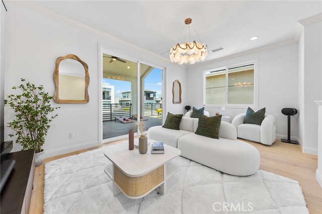 241 Abacus, Irvine CA: https://media.crmls.org/medias/cd98a193-0944-4968-a6a1-9b97b3c82059.jpg
