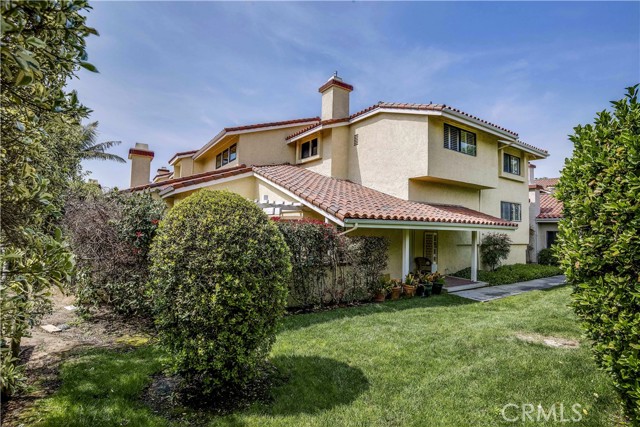 Detail Gallery Image 26 of 28 For 16 Monterey Ct, Manhattan Beach,  CA 90266 - 3 Beds | 3 Baths