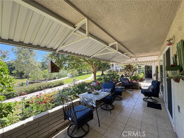 579 Avenida Majorca, Laguna Woods CA: https://media.crmls.org/medias/cd993cd8-b745-4fc5-ad9f-69bca84b7ddb.jpg