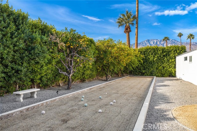 Detail Gallery Image 11 of 34 For 2550 S Broadmoor Dr, Palm Springs,  CA 92264 - 2 Beds | 2 Baths