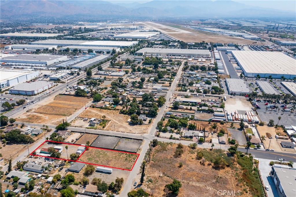 MLS #IG25237809 image #27