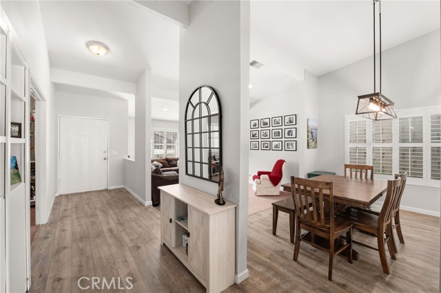 Detail Gallery Image 8 of 51 For 1370 Maywood Ave, Upland,  CA 91786 - 4 Beds | 3 Baths