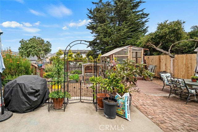 1246 15th Street, Los Osos CA: https://media.crmls.org/medias/cd9d87f1-63d3-4e02-a250-fcadfcaedae3.jpg