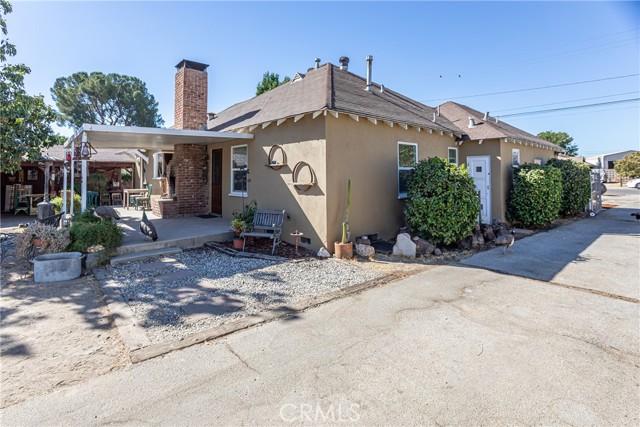 Detail Gallery Image 44 of 47 For 9730 Stonehurst Ave, Sun Valley,  CA 91352 - 3 Beds | 2 Baths