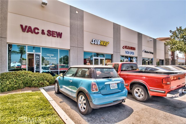 13641 Central Avenue, Chino, California 91710, ,Commercial Lease,For Rent,13641 Central Avenue,CRIV25025842