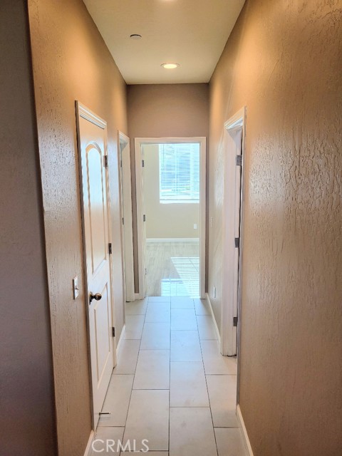 Detail Gallery Image 12 of 17 For 3414 N Oakwood St, Visalia,  CA 93291 - 3 Beds | 2 Baths