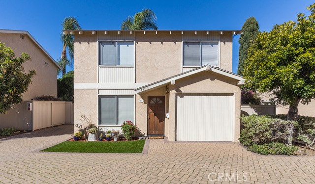 121 Broadway, Redondo Beach, California 90277, 3 Bedrooms Bedrooms, ,2 BathroomsBathrooms,Residential,Sold,Broadway,PV17038019