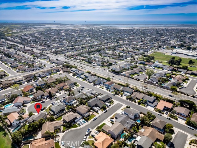 Detail Gallery Image 53 of 65 For 6561 Sabbicas Cir, Huntington Beach,  CA 92647 - 4 Beds | 3 Baths